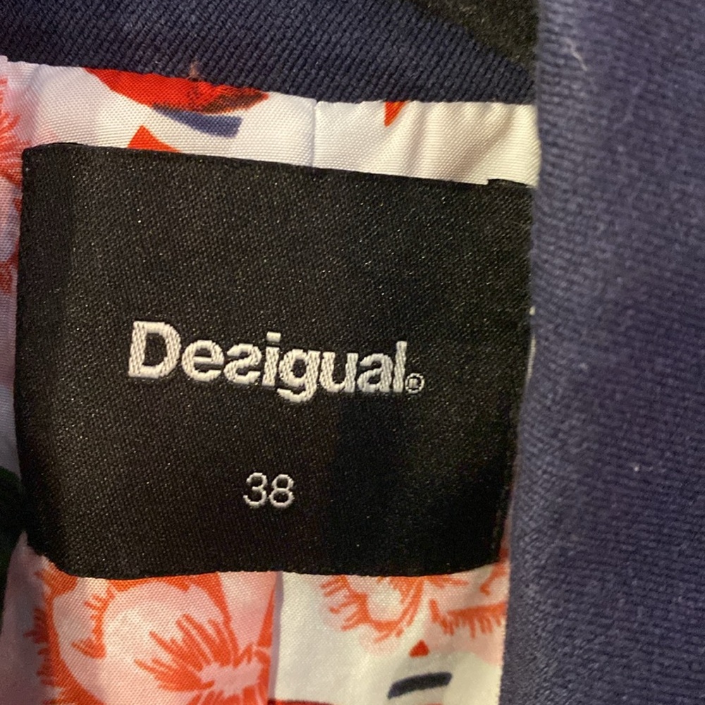 Desigual Navy Trench Coat with Gold Accents - PTP 20”
Length 31” - Picture 12 of 14